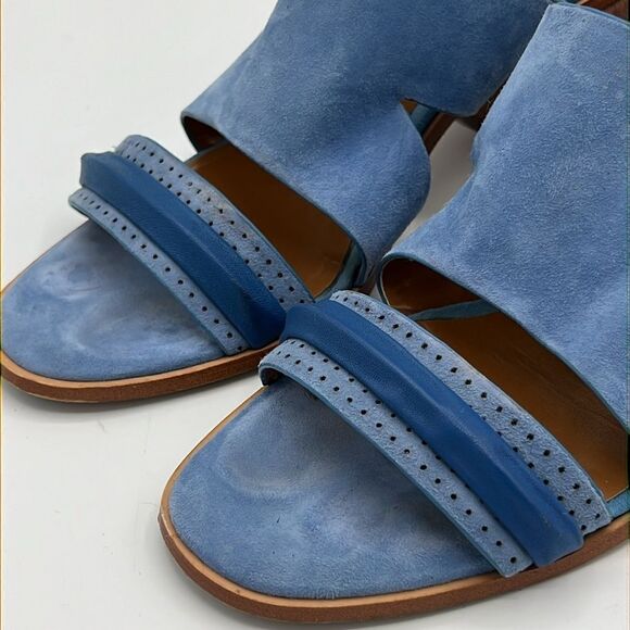 H by Halston Blue Suede Chunky Heel Sandals Size 8.5 B34 - Picture 3 of 11